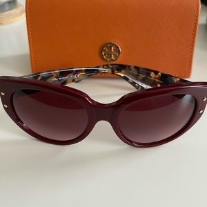 Most have sun glasses!